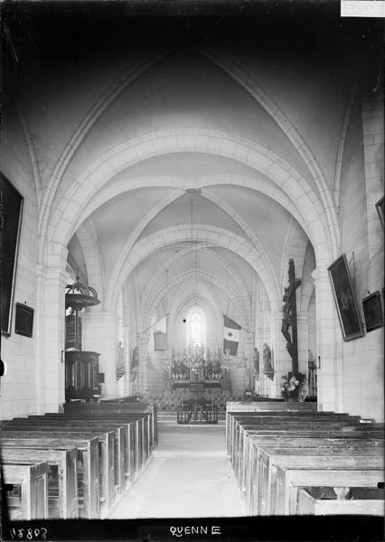 Nef, vue de l'entrée