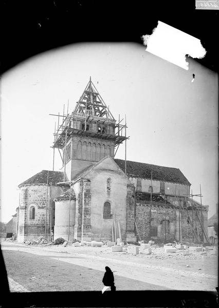 Ensemble nord, clocher échafaudé