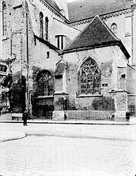 Chapelle, à l'extérieur