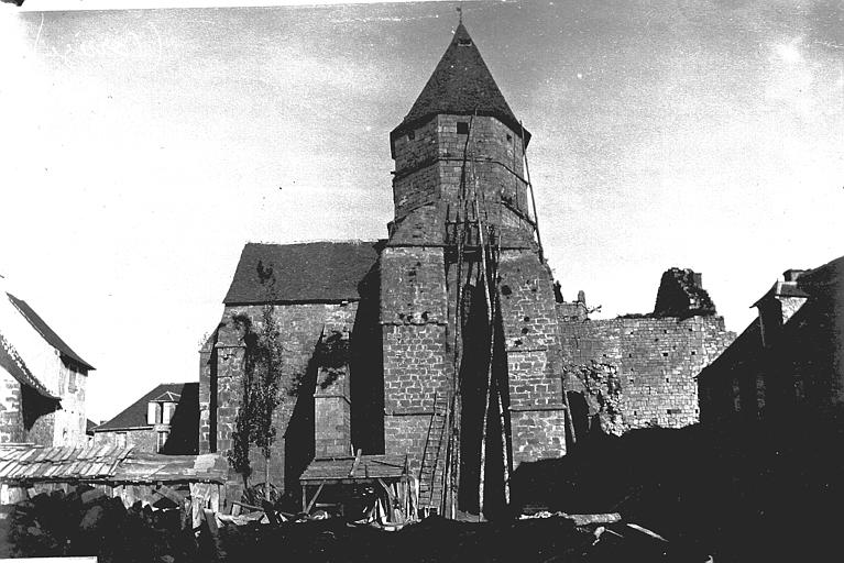 Eglise, vue d'ensemble, ruine