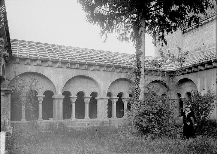 Cloître