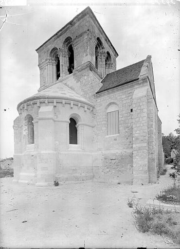 Abside, transept et clocher, au nord