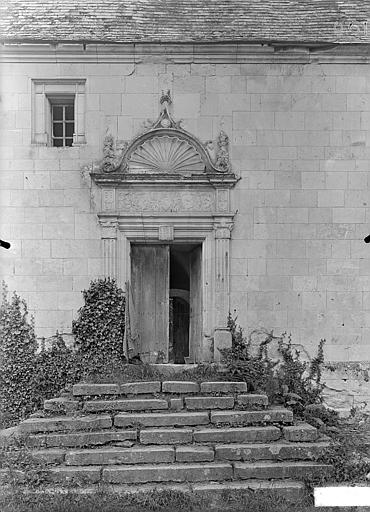 Petite porte sur le jardin