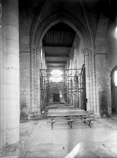 Nef, vue du choeur