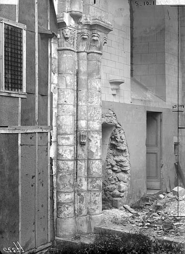 Bras nord du transept, colonnes et chapiteaux