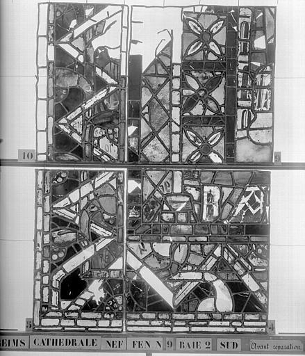 Vitrail, nef, fenêtre 9, au sud, baie 2, panneaux 4, 5, 9, 10