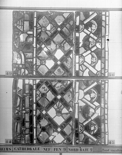 Vitrail, nef, fenêtre 9, au nord, baie 2, panneaux 44, 45, 49, 50