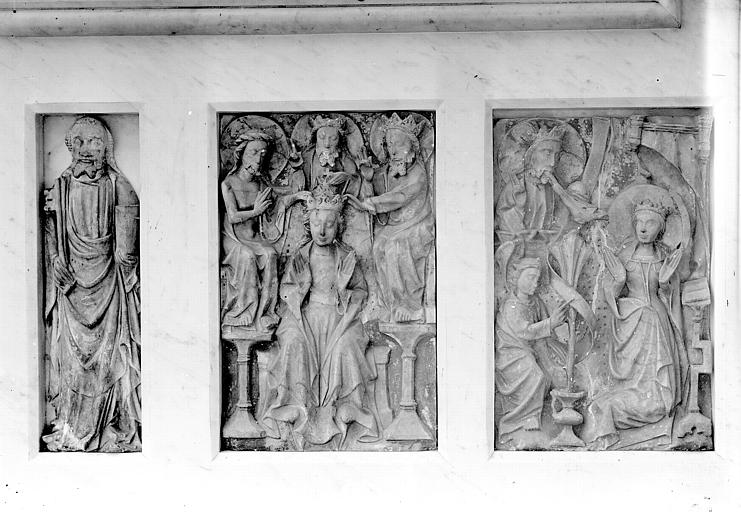 Retable, bas-relief en albâtre anglais, partie gauche