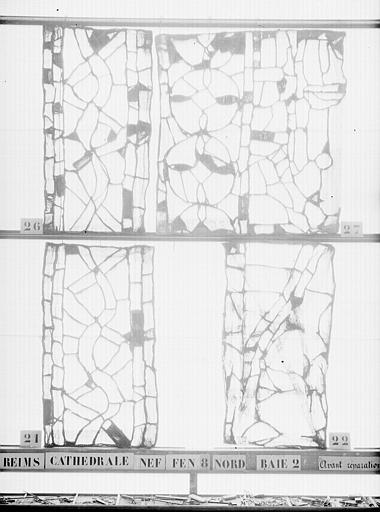 Vitrail, nef, fenêtre 8, au nord, baie 2, panneaux 21, 22, 26, 27