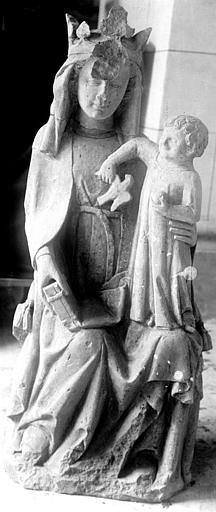 statue : Vierge à l'Enfant, face