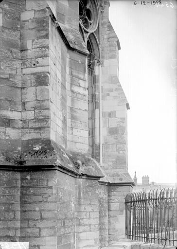 Extérieur de la deuxième chapelle rayonnante sud, après consolidation