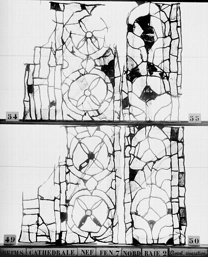 Vitrail, fenêtre 7, au nord, baie 2, panneaux et débris