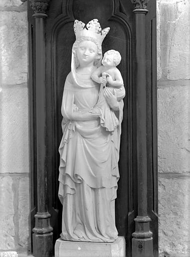 Statue en albâtre : Vierge à l'Enfant