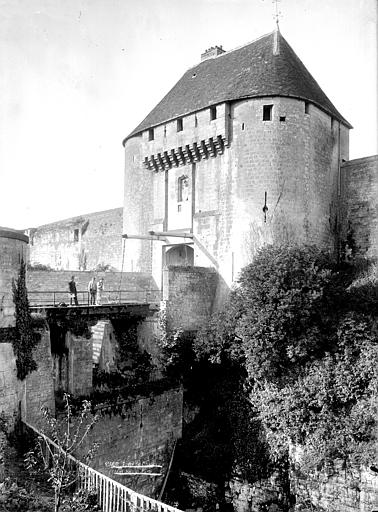 Château, actuellement musées de Caen