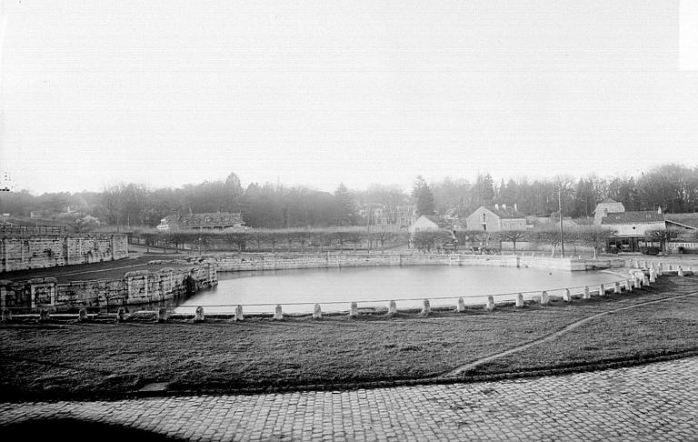 Château et parc de Marly-le-Roi;Abreuvoir