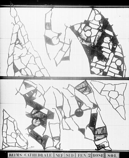 Vitrail, nef, côté sud, fenêtre 2, panneau et débris au sol