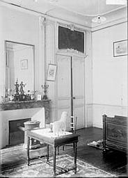 Lambris et porte - © Ministère de la Culture (France), Médiathèque du patrimoine et de la photographie, diffusion RMN-GP