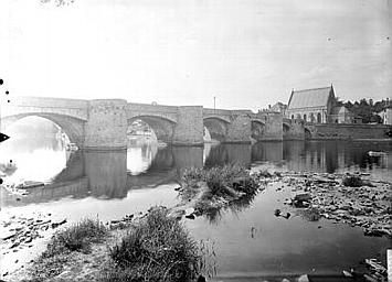 Pont, en amont