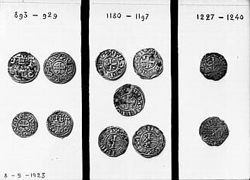 Pièces de monnaie trouvées pendant les fouilles du choeur