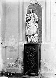 statue : Vierge à l'Enfant