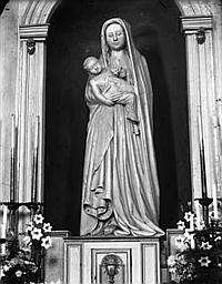 statue : Vierge à l'Enfant