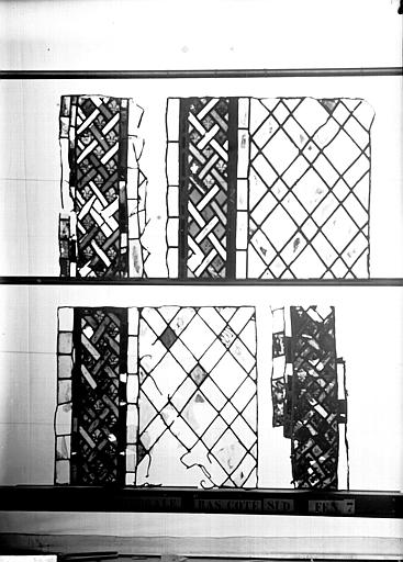 Vitrail, bas-côté sud, débris, septième fenêtre