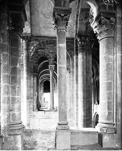 Triforium, travées, intérieur