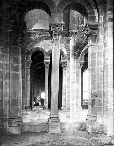 Triforium, travées, intérieur