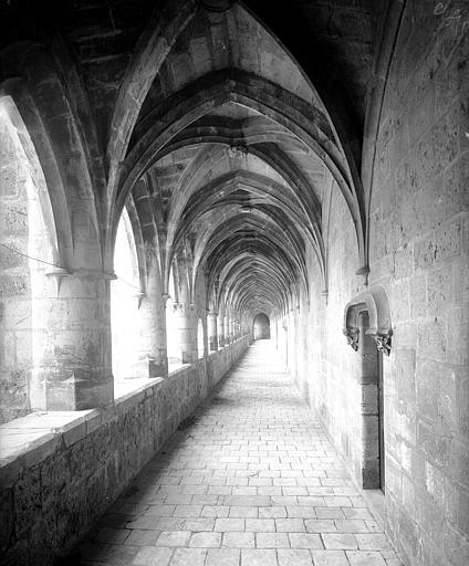 Grand cloître, galerie