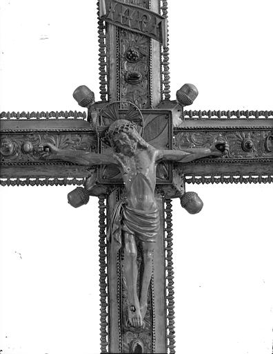 Trésor, grande croix processionnelle, Christ, détail