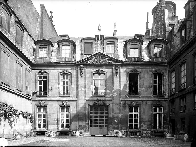 Façade sur cour