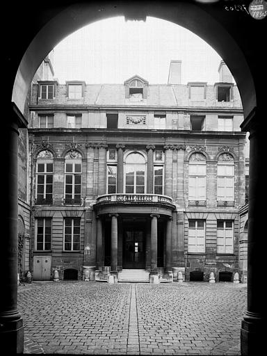 Façade sur cour