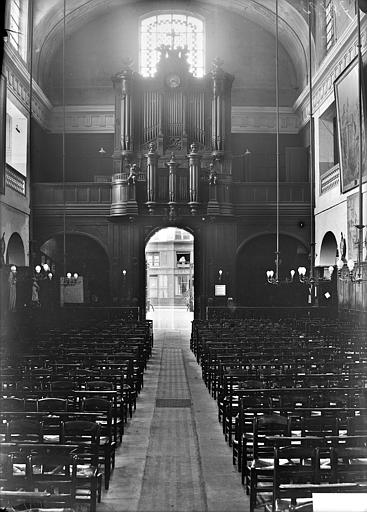 Buffet d'orgue. Buffet d'orgue : vue d'ensemble prise de la nef - © Ministère de la Culture (France), Médiathèque du patrimoine et de la photographie, diffusion RMN-GP