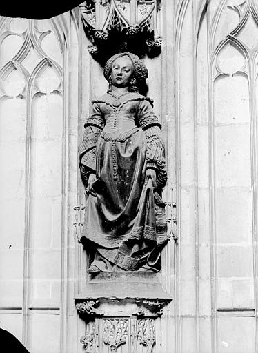 Clôture du choeur, statue : Judith