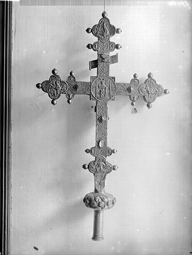 Croix processionnelle en argent (revers) - © Ministère de la Culture (France), Médiathèque du patrimoine et de la photographie, diffusion RMN-GP