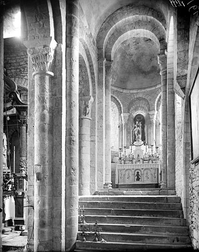 Vue intérieure de la chapelle absidale sud