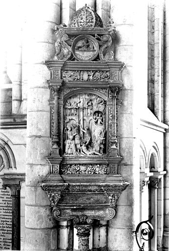 Monument des chanoines et des grands doyens, Sidrach de Lallaing. Monument funéraire des chanoines Sidrach de Lallaing : Sidrach Misach et abdenago jetés dans la fournaise