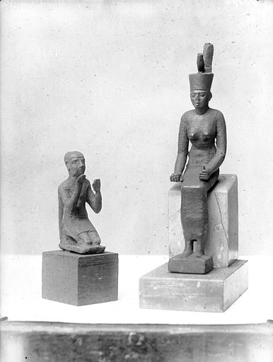 Statuettes égyptiennes en bronze