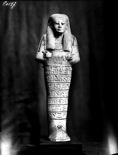 Statuette égyptienne en forme de momie