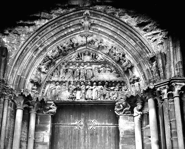 Portail du transept nord, tympan : La Légende dorée de saint Thomas