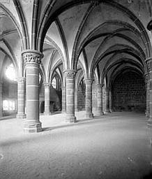 Salle des Chevaliers, intérieur