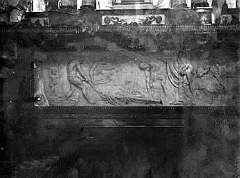 Bas-relief du maître-autel