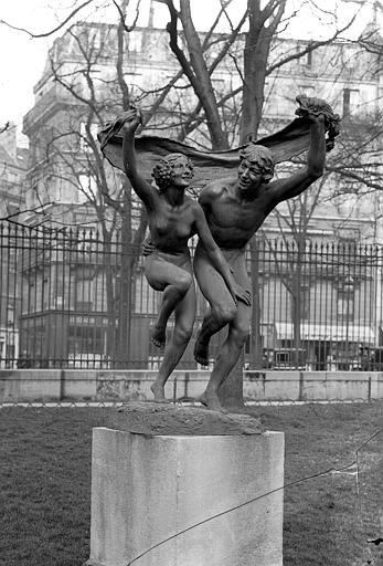 Groupe en bronze, la Pavlova et son danseur par un artiste américain