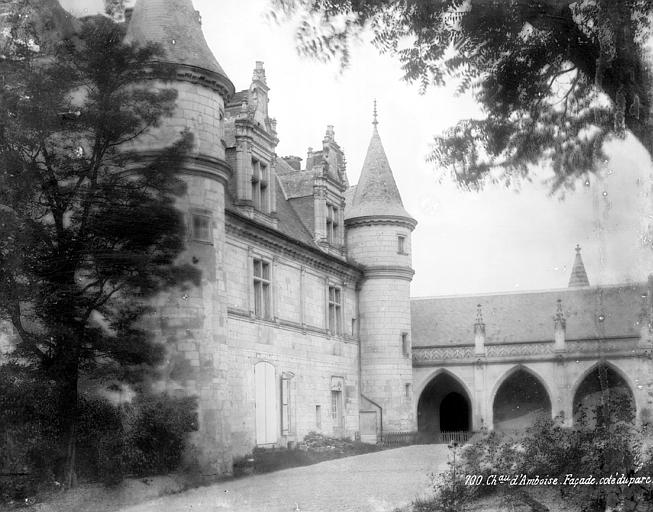 Aile Louis XII et galerie, sur la cour côté est