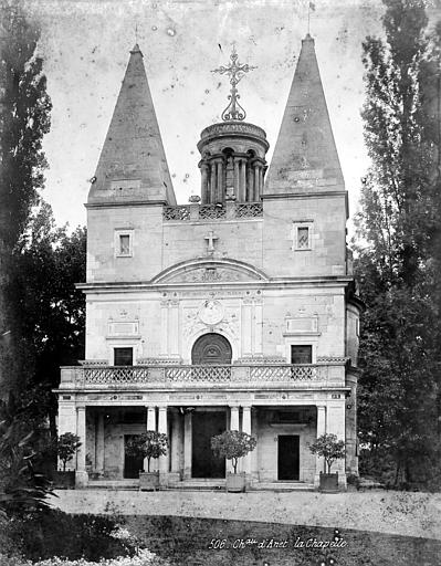 Façade de la chapelle