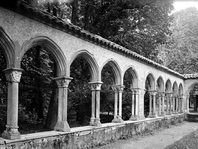 Cloître