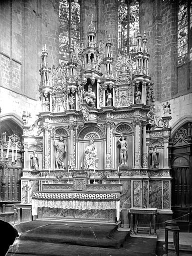 Eglise, maître-autel - © Ministère de la Culture (France), Médiathèque du patrimoine et de la photographie, diffusion RMN-GP