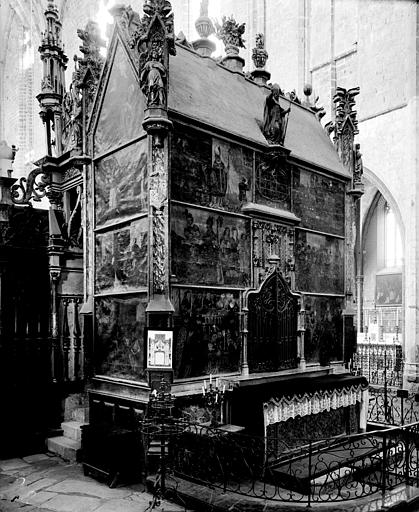 Eglise, grande châsse de saint Bertrand - © Ministère de la Culture (France), Médiathèque du patrimoine et de la photographie, diffusion RMN-GP