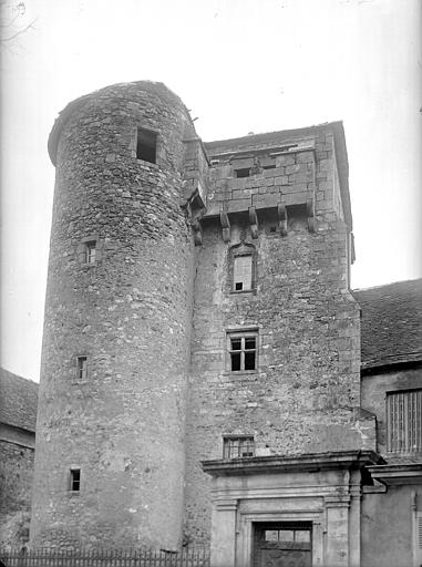 Tour, ancienne prison