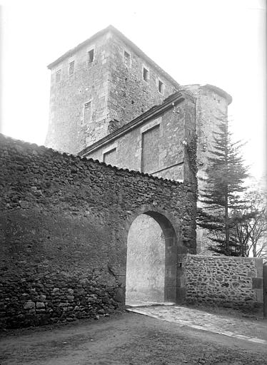 Tour, ancienne prison